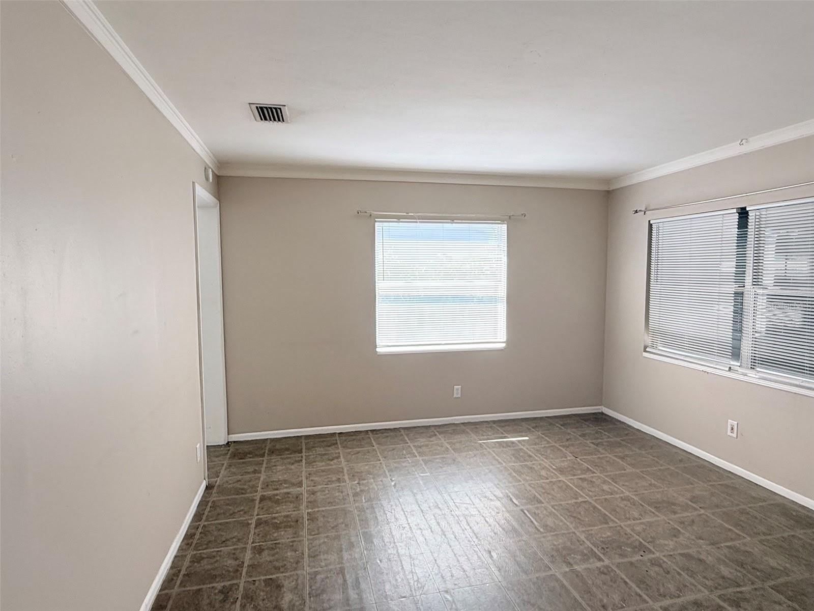 4935 EMERSON Avenue S – photo 3