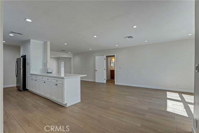 6851 Forbes Avenue – photo 5