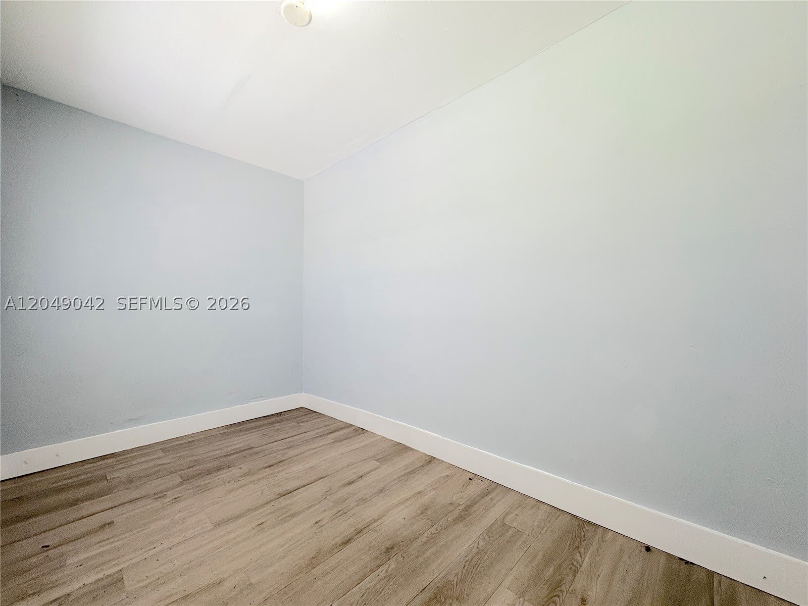 1825 Mckinley St – photo 5