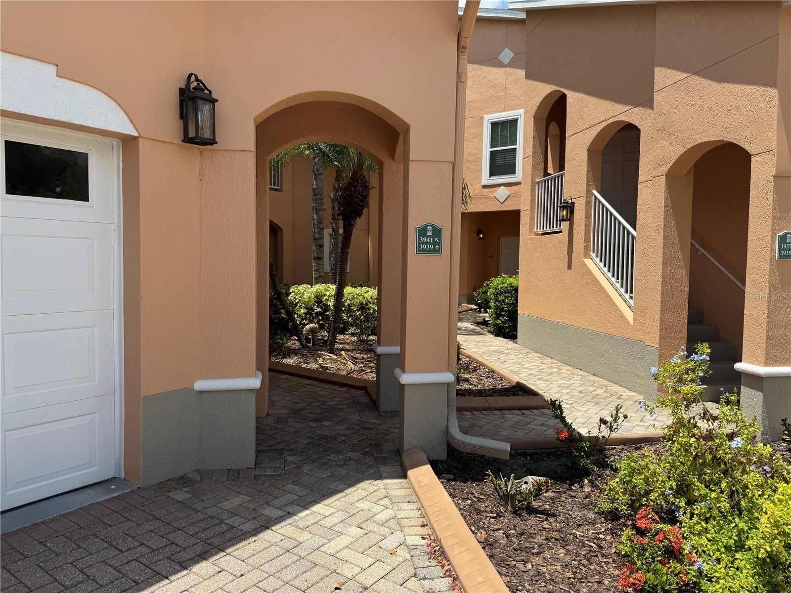 3939 SERENADE Lane – photo 2