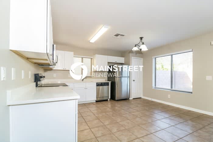 10622 West Alvarado Road – photo 5