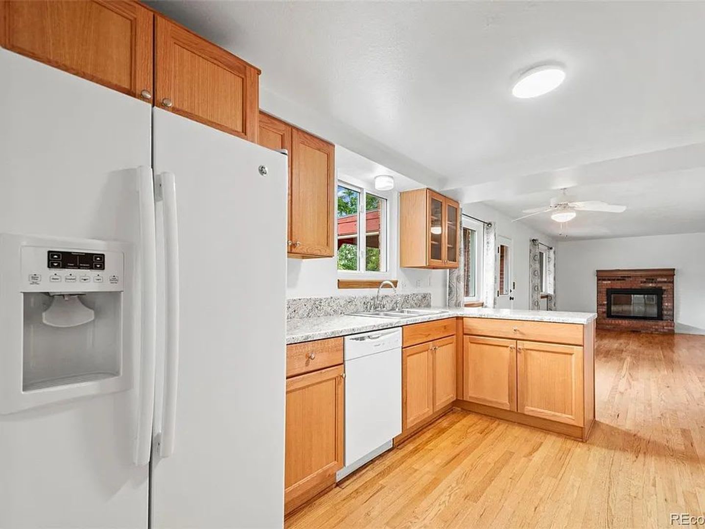 Large Home Available in Arvada – photo 4