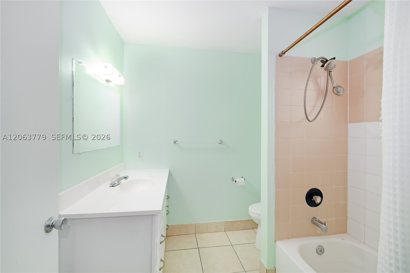 2683 Lakehaven Rd – photo 4