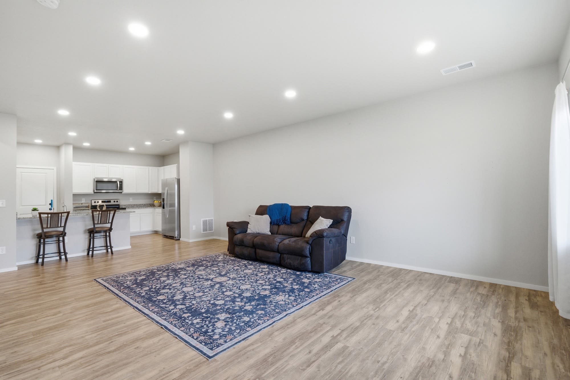3642 Ronald Reagan Avenue – photo 4