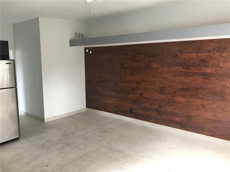 725 S 20th Avenue – photo 2