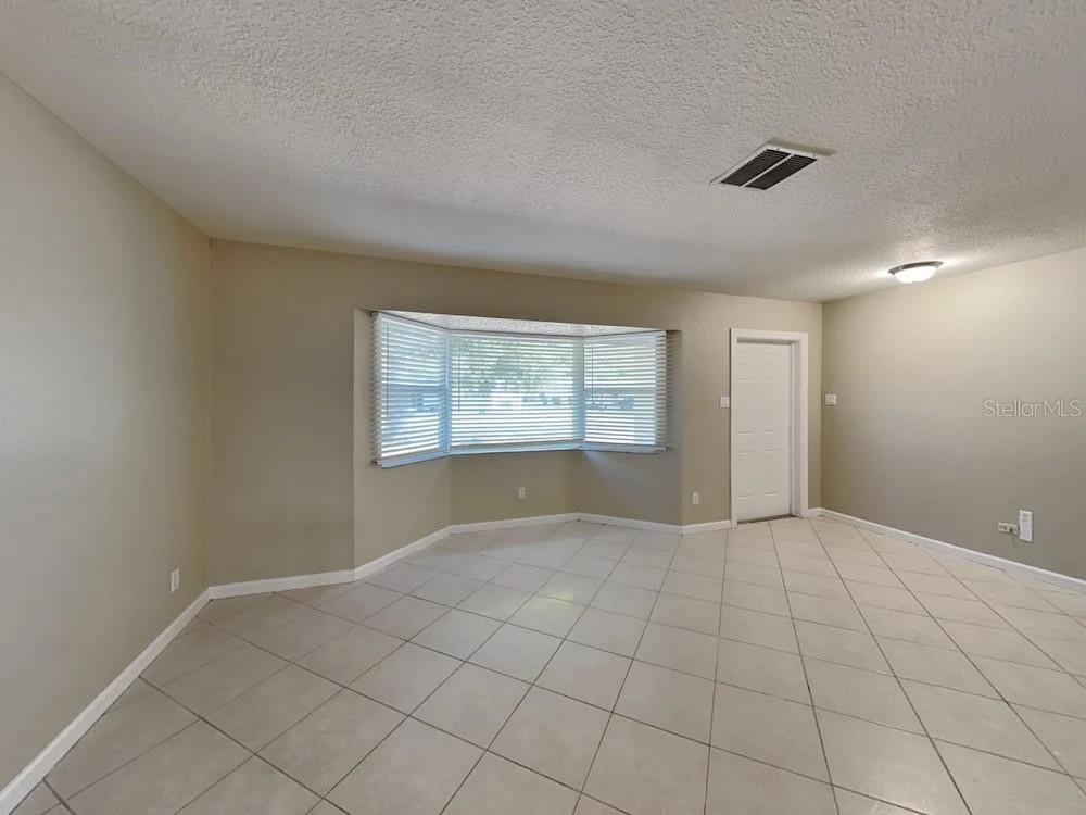 122 VAN DYCK Drive – photo 4