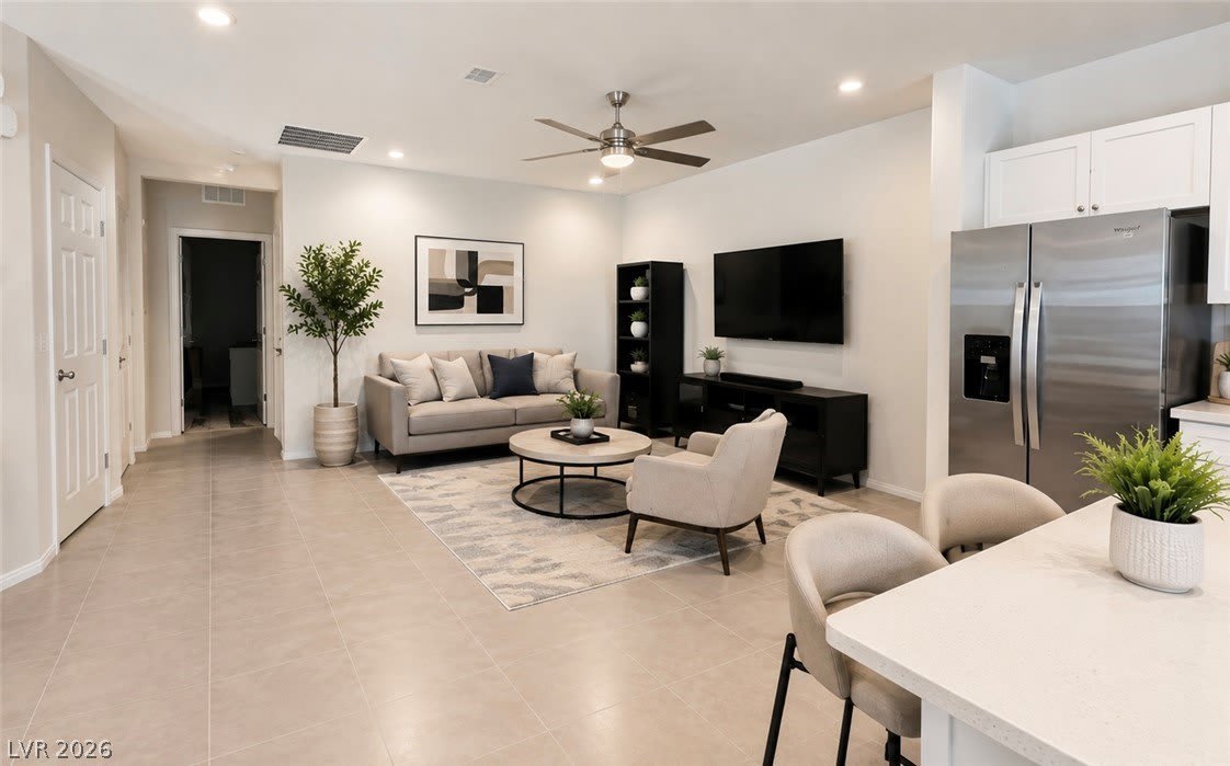 6172 Garden Crest Street – photo 2