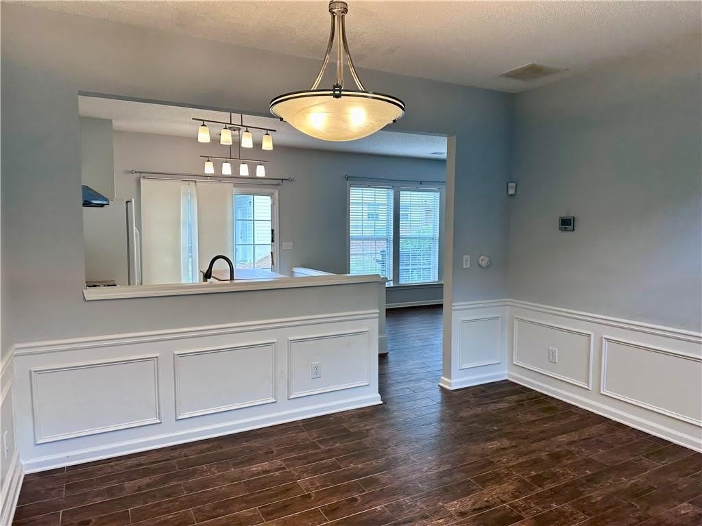 6004 Falling Water Court – photo 4
