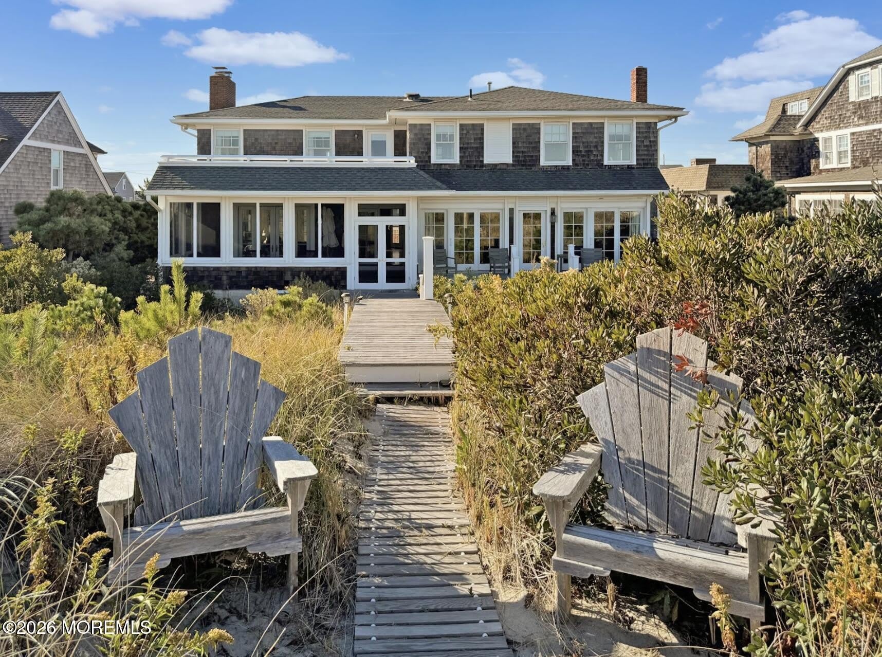 985 East Avenue – photo 4