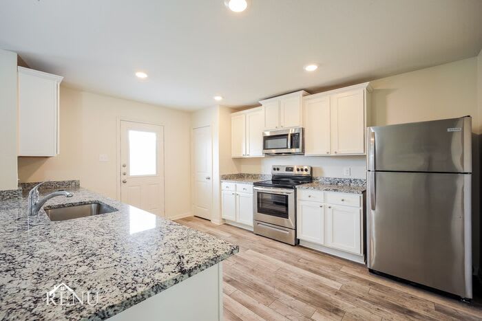 2902 Citron Garden – photo 4