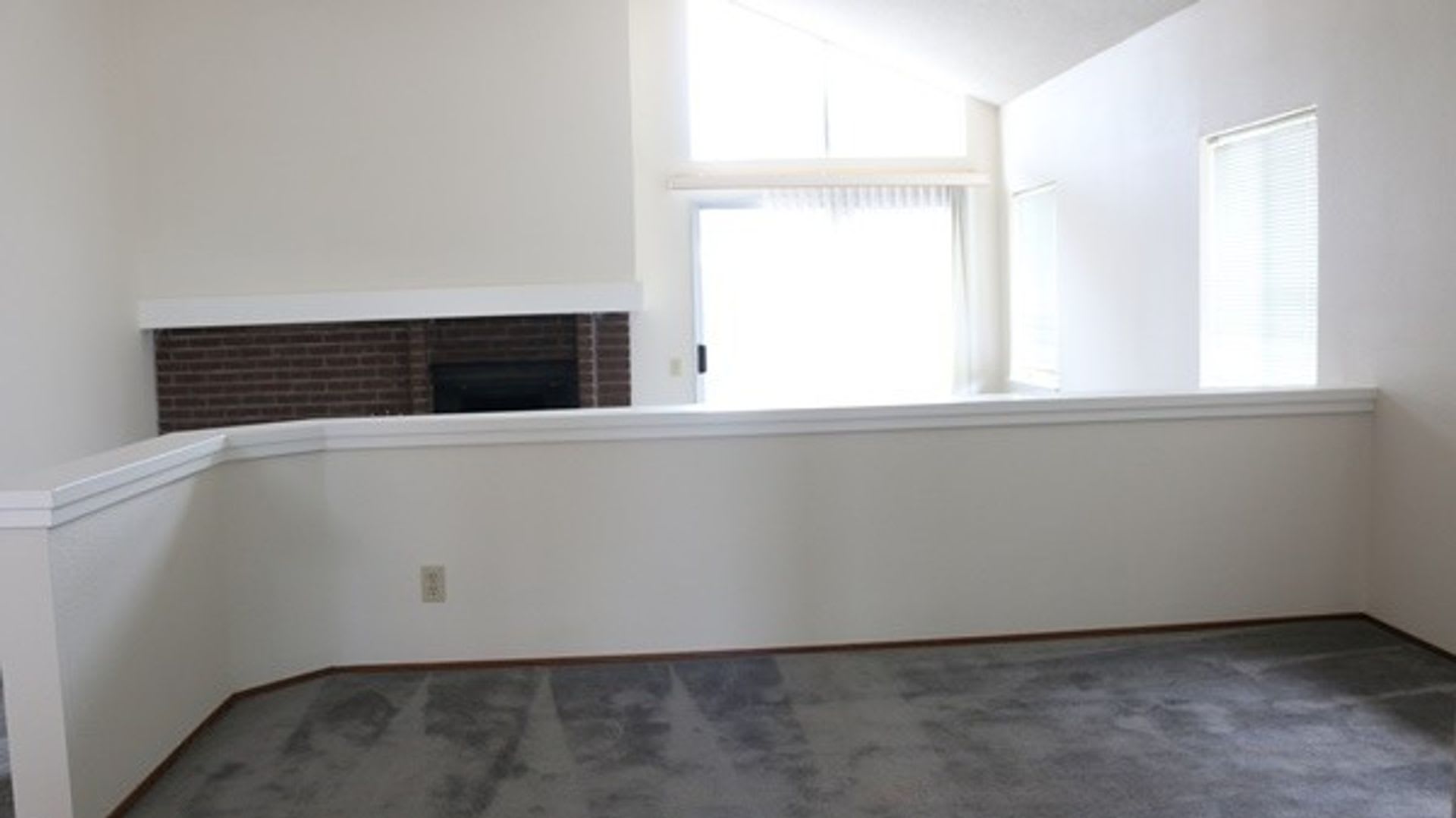 4300 Excellent 3 Bed 2 Bath Home – photo 5