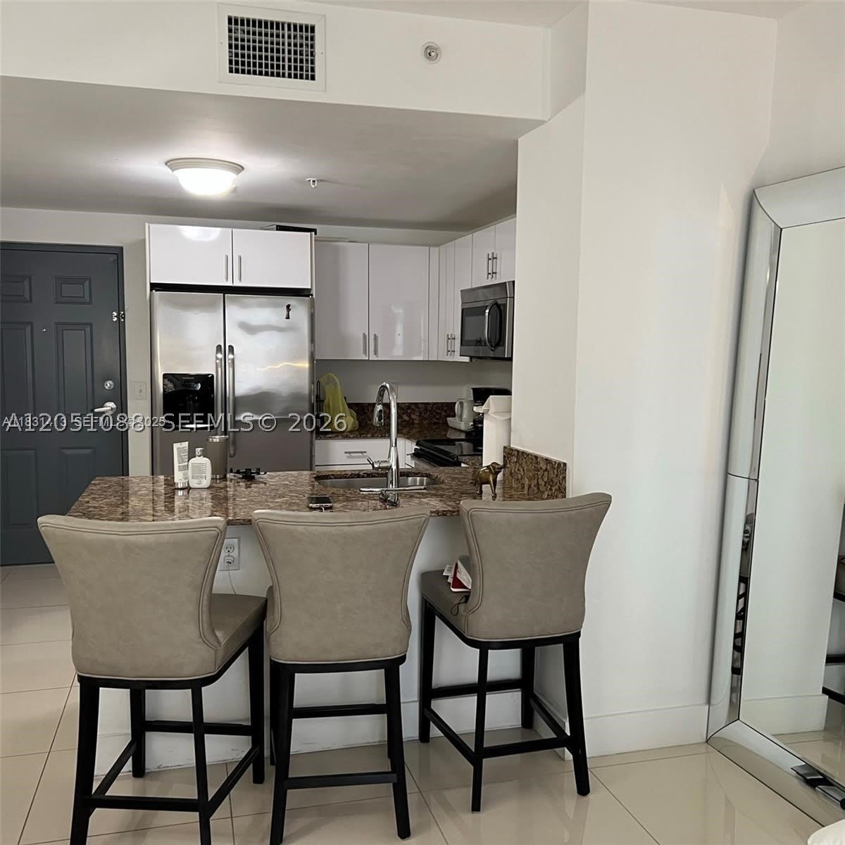 2300 NW 7th Street – photo 3