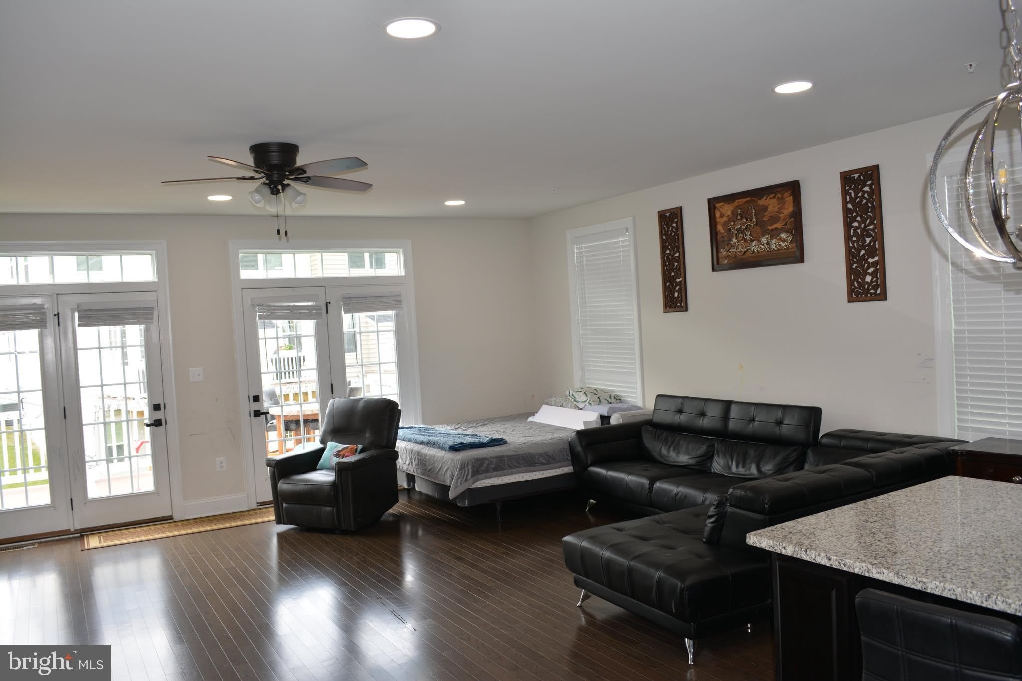 847 Stonecliffe Road – photo 3