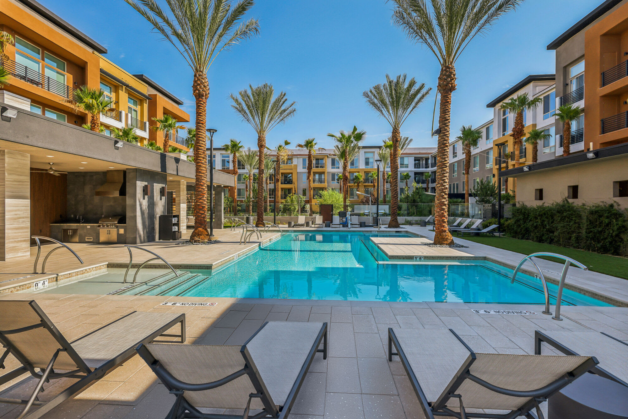 Aspire at Flamingo Grand – photo 2