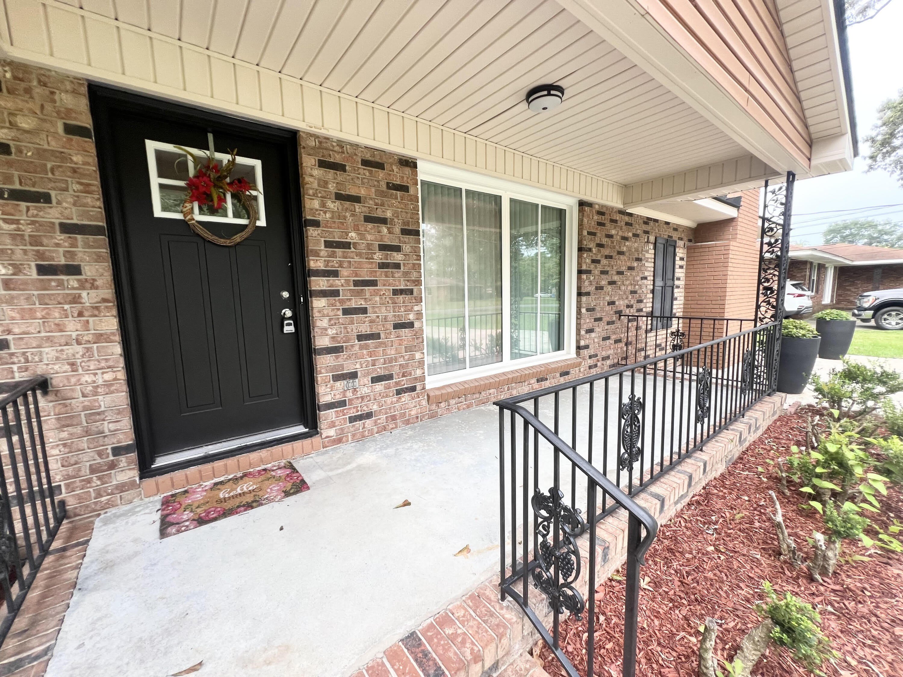 226 Stephens Road – photo 2