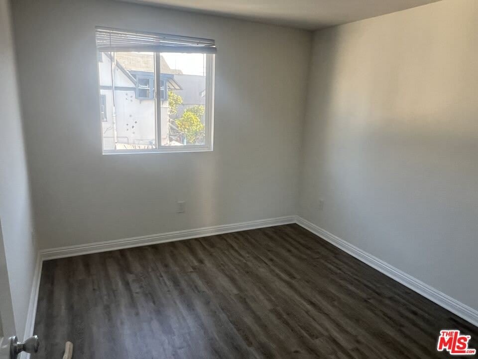 223 E 30th St – photo 2