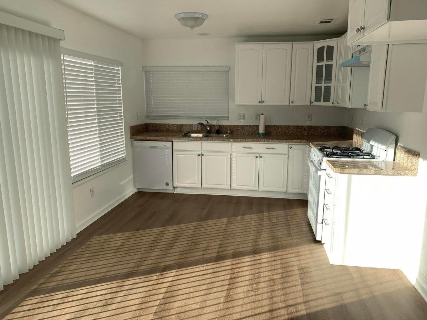 42951 W Alexo Drive – photo 2