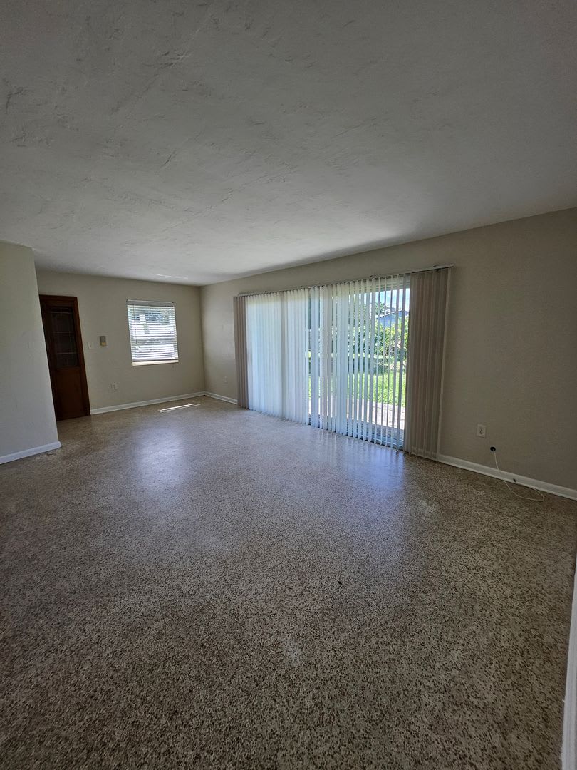 Port Charlotte single family home – photo 2