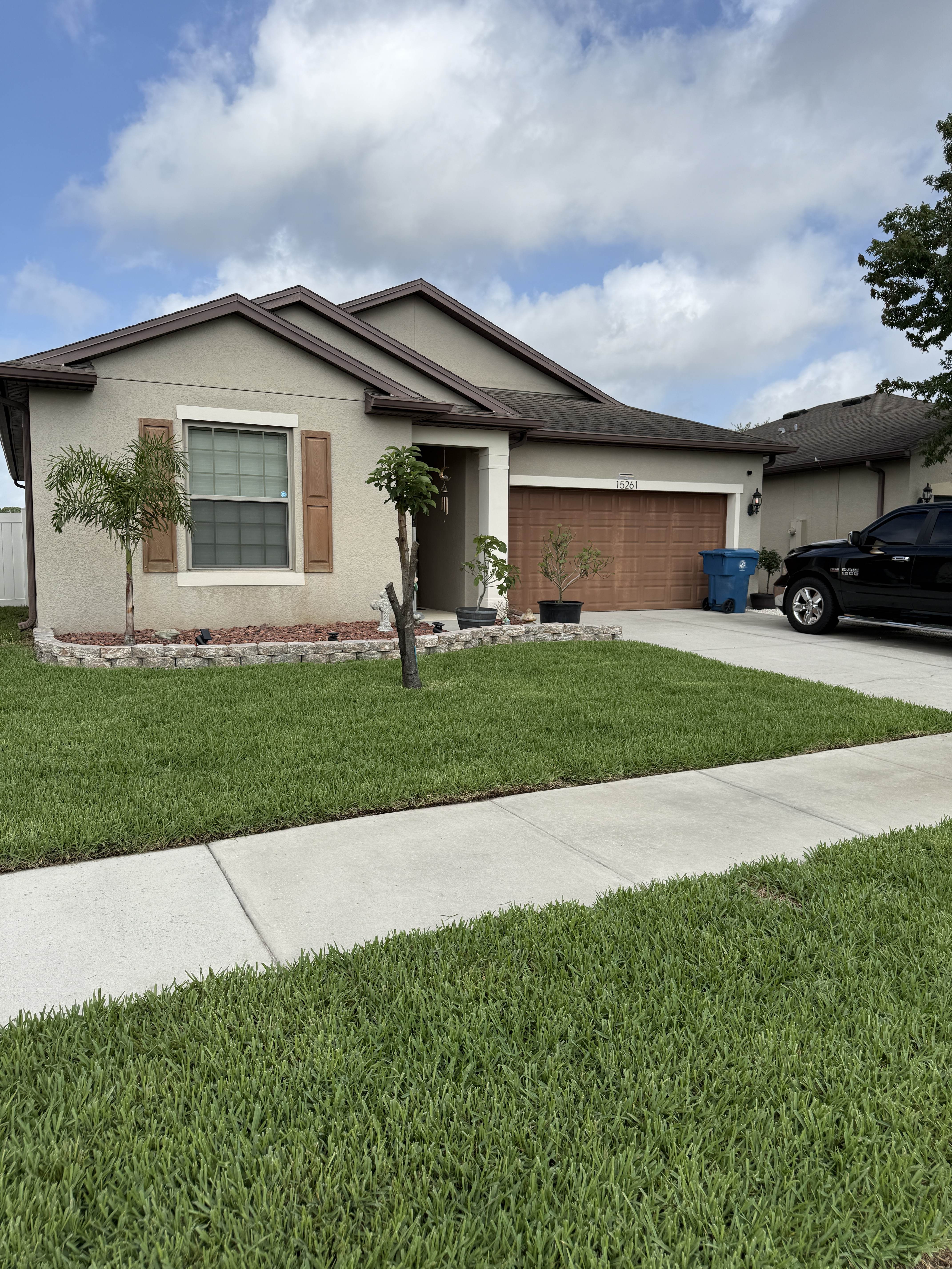15261 Stone House Dr – photo 2