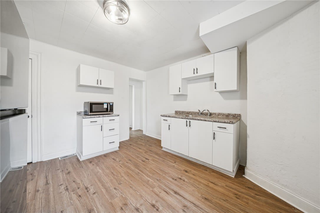 3226 Richardson – photo 3