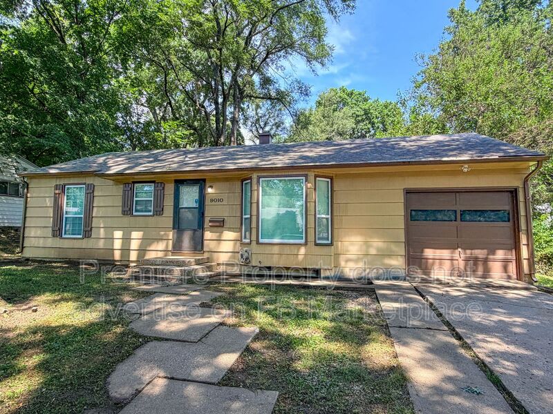 9010 E 75th St – photo 1