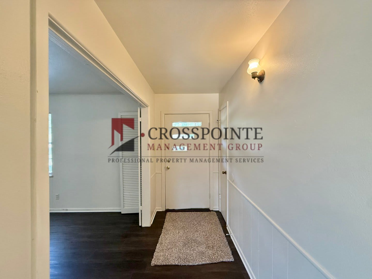 Beautiful 3 Bed 2 Bath in the Heart of Tyler! – photo 2