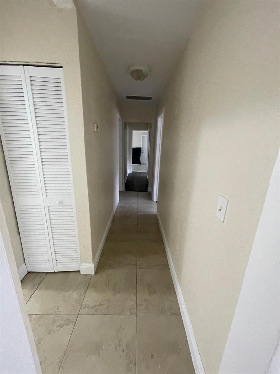 290 Sw 9Th St – photo 5