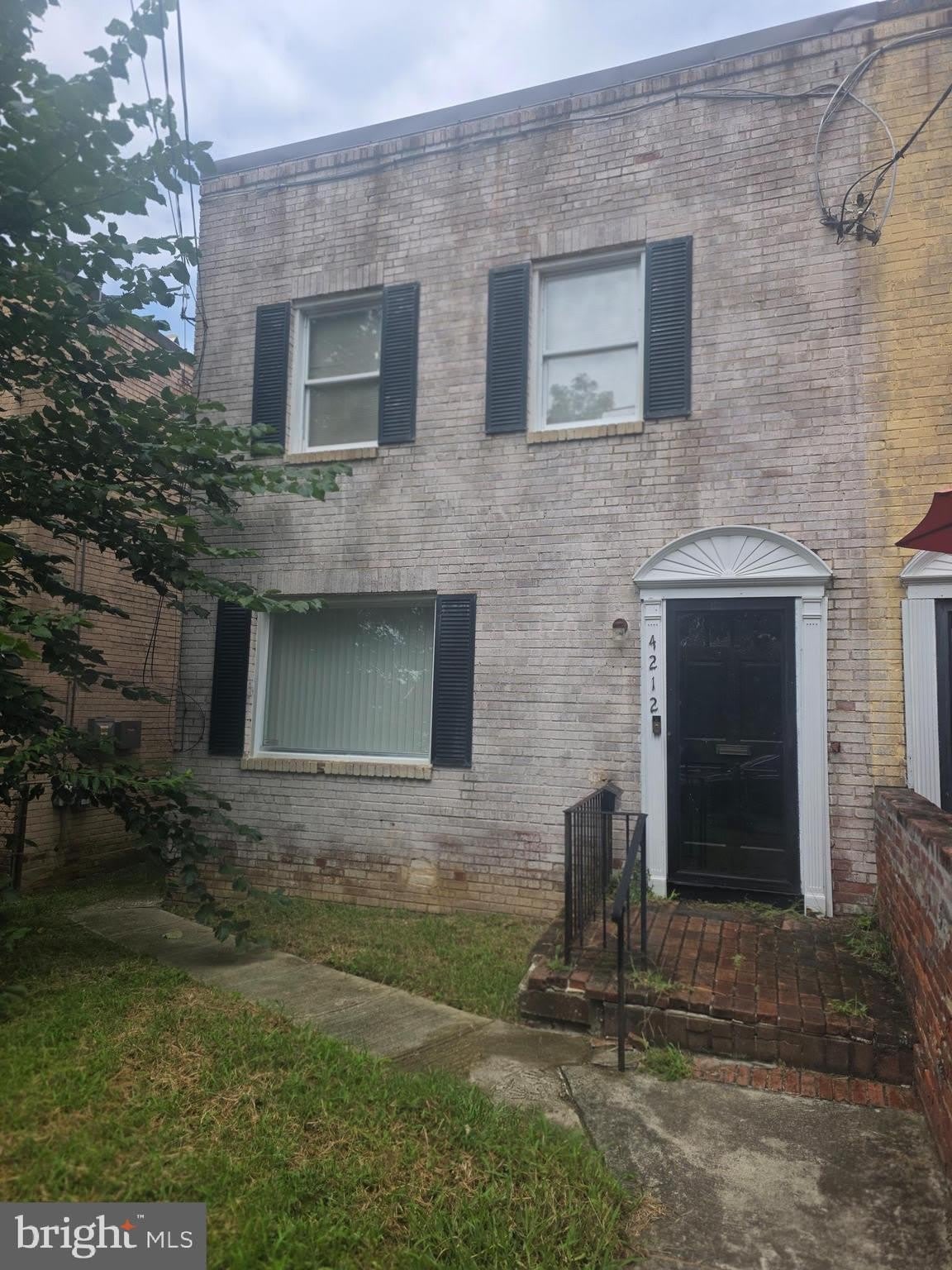 4212 CLAY Street NE – photo 2