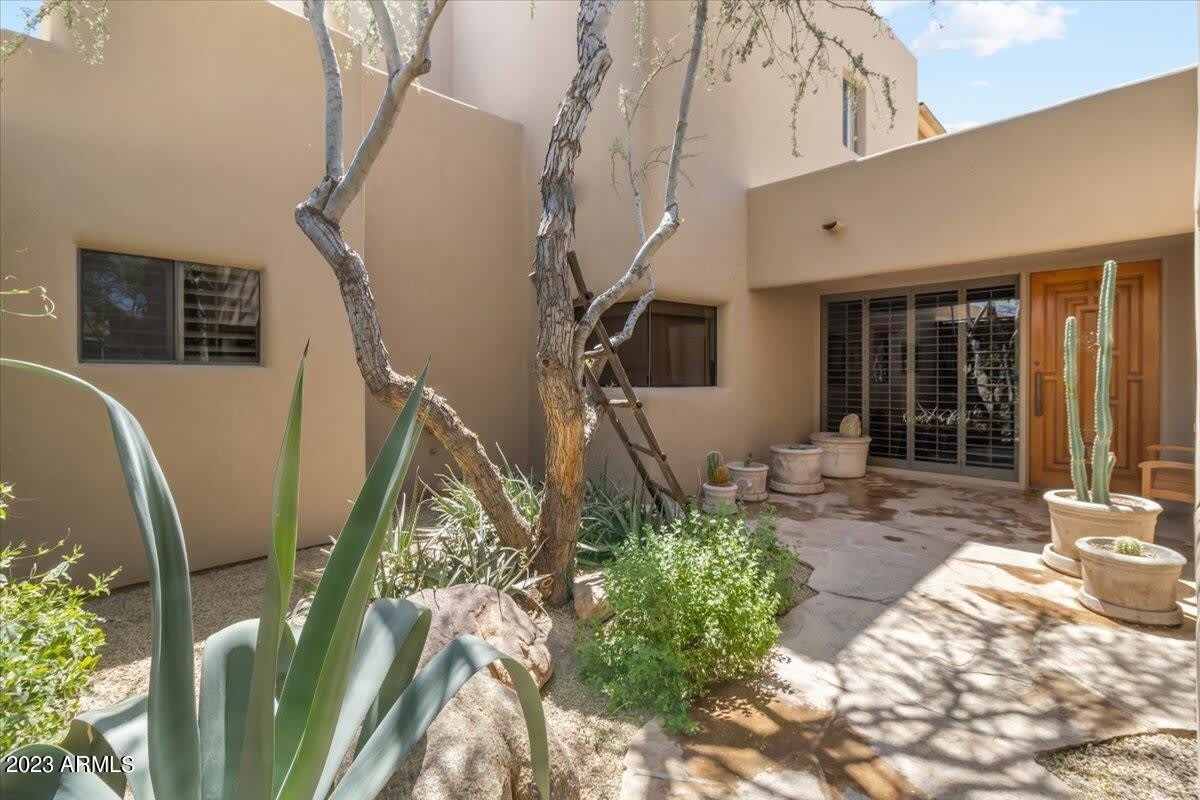 1613 N QUARTZ VALLEY Road – photo 1
