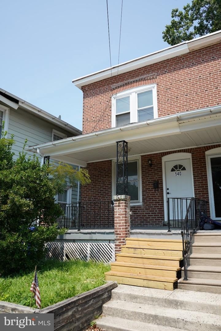 140 S KESWICK AVE – photo 1