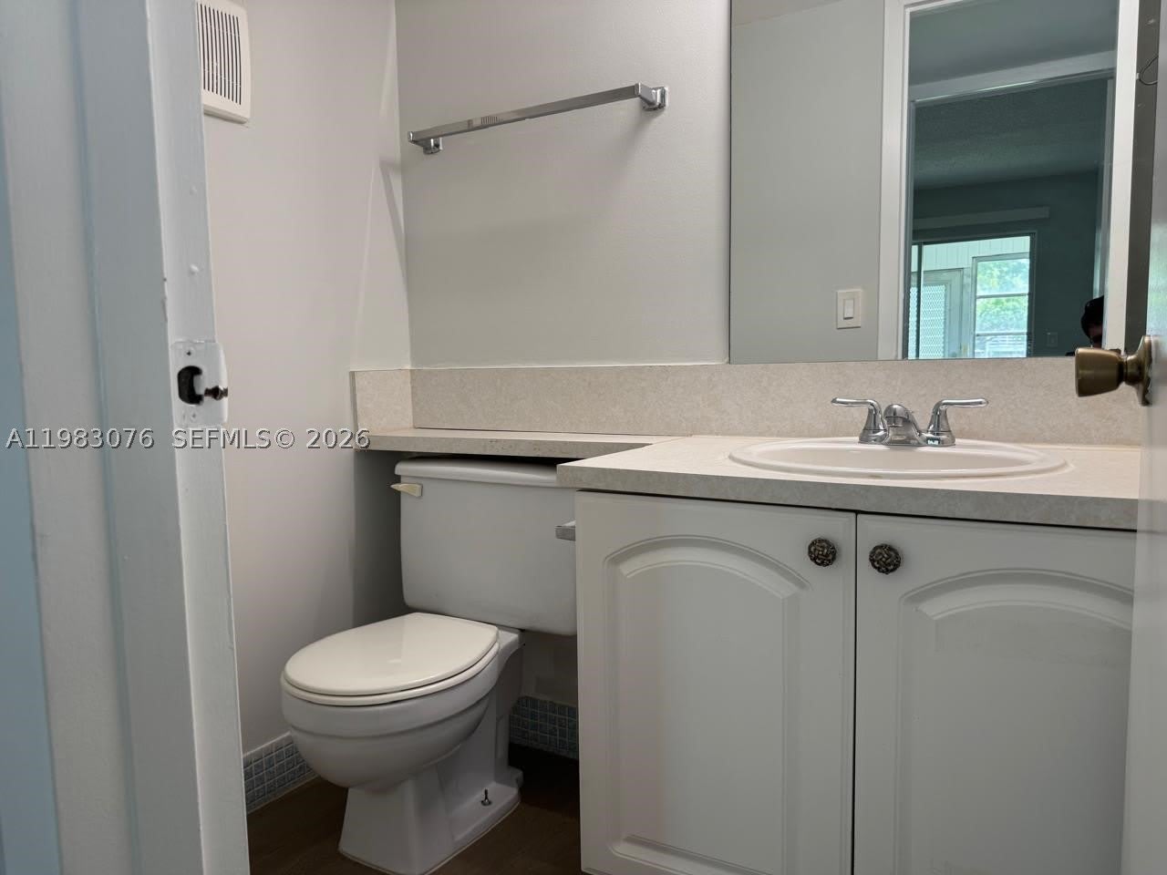 257 Fanshaw G – photo 5