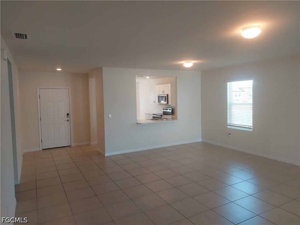 326 SW 24th Place – photo 3