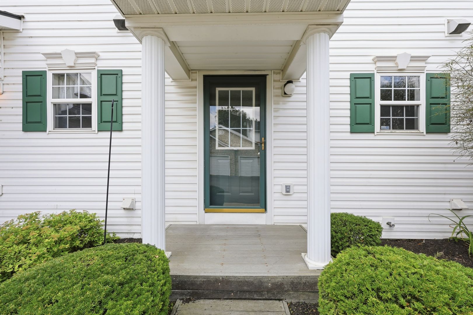 4659 Parrau Dr – photo 2