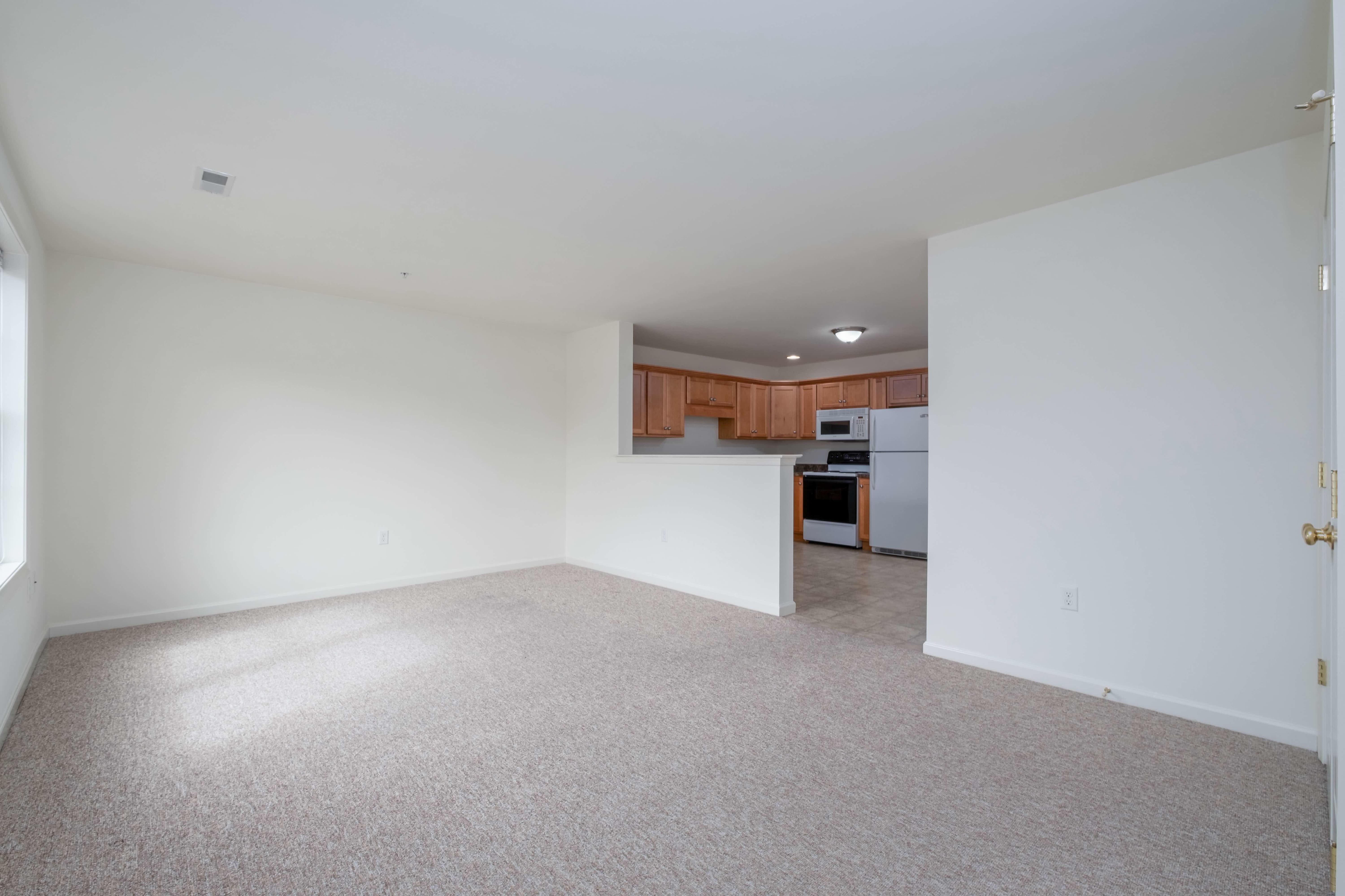 301 College Manor Ave – photo 3