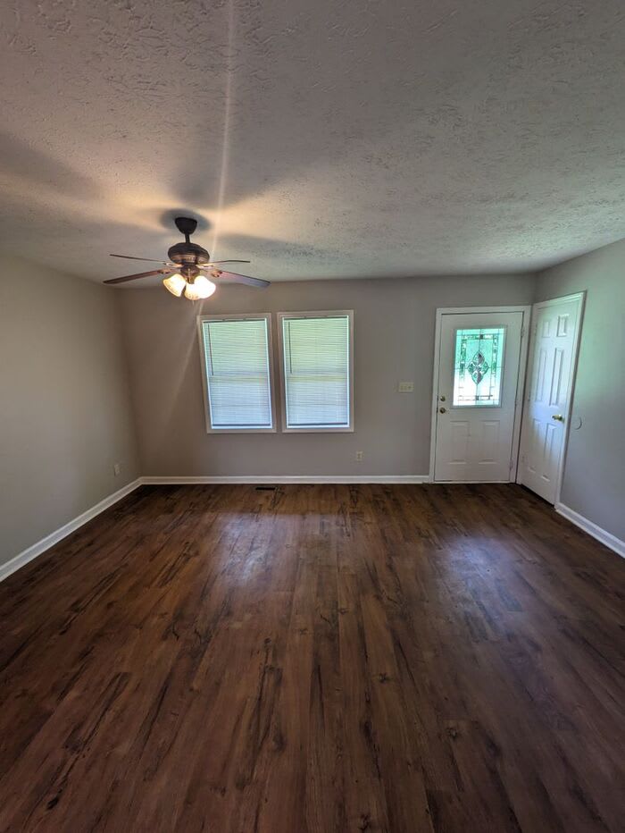 1107 North College Avenue – photo 2