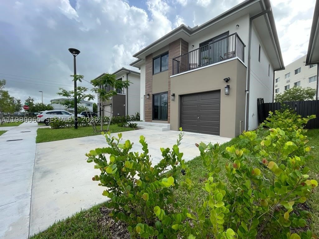 302 NW 11th Ct – photo 3