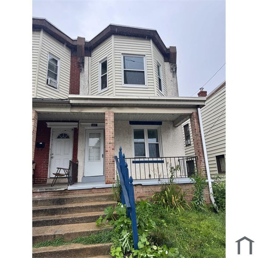4 Bedroom Single Family House 108 S 8Th Ave in Coatesville, PA 19320 – photo 1