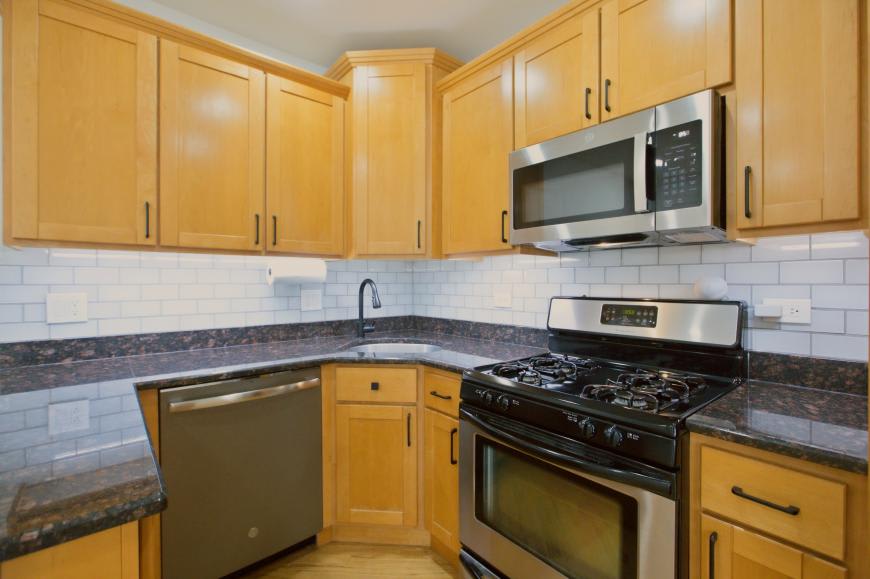 2619 N Harding – photo 3