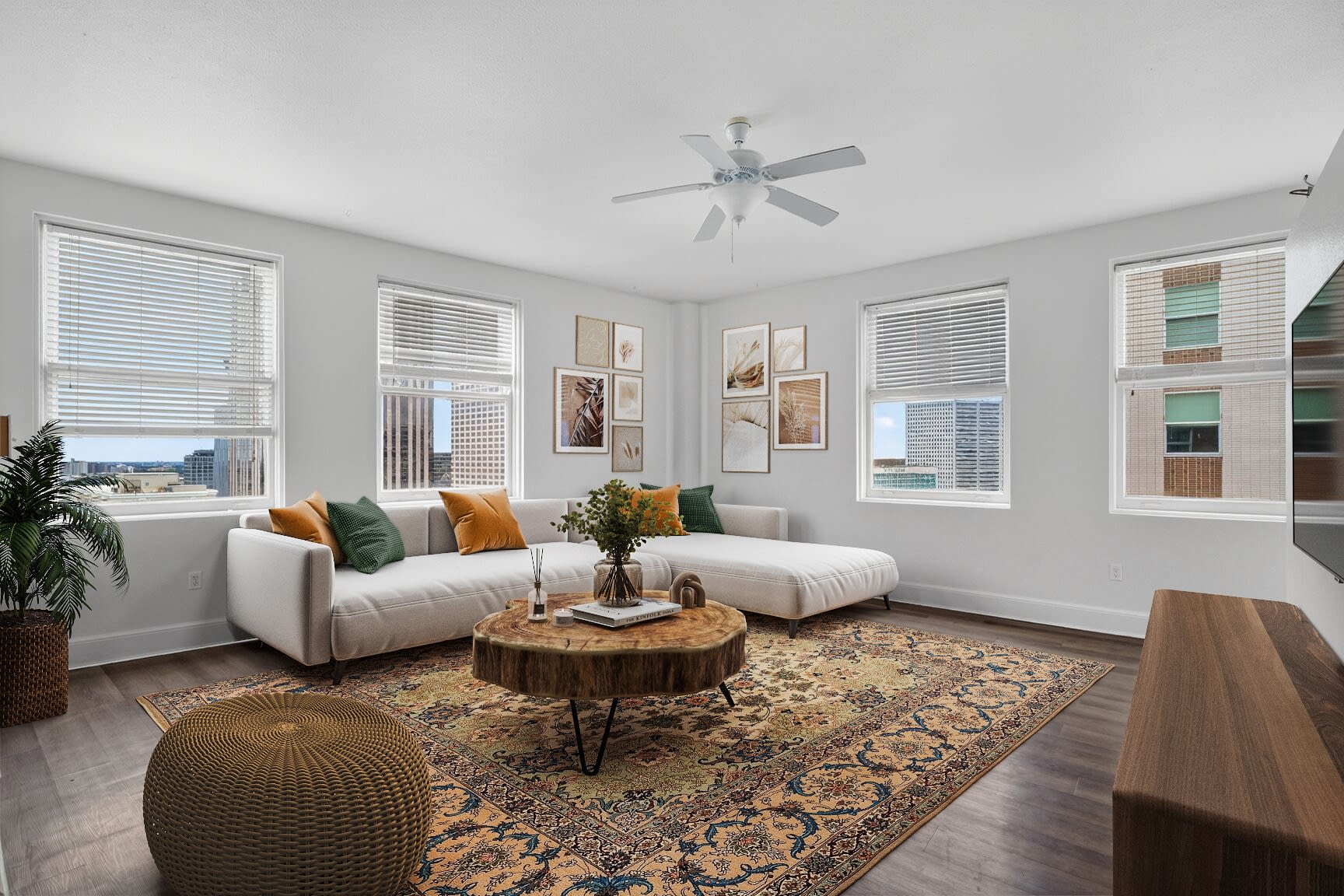 Gravier Place – photo 1