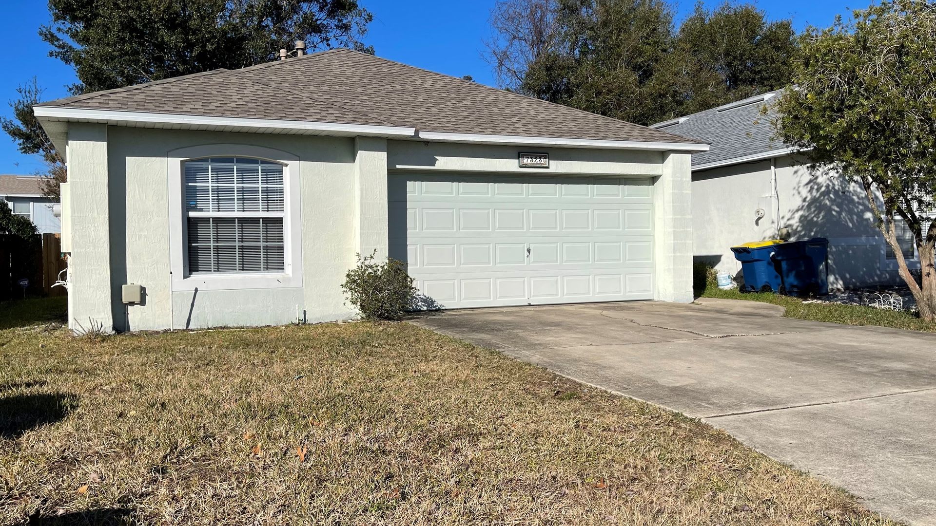 Spacious 3 2 In Arlington – photo 1