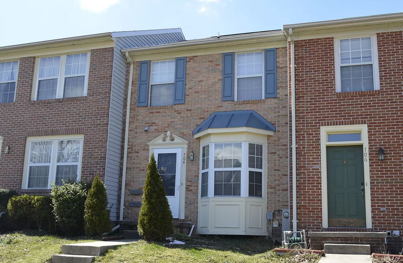 Updated 3-Bedroom Townhome with Finished Walkout Basement, Fenced Yard & Deck – photo 1