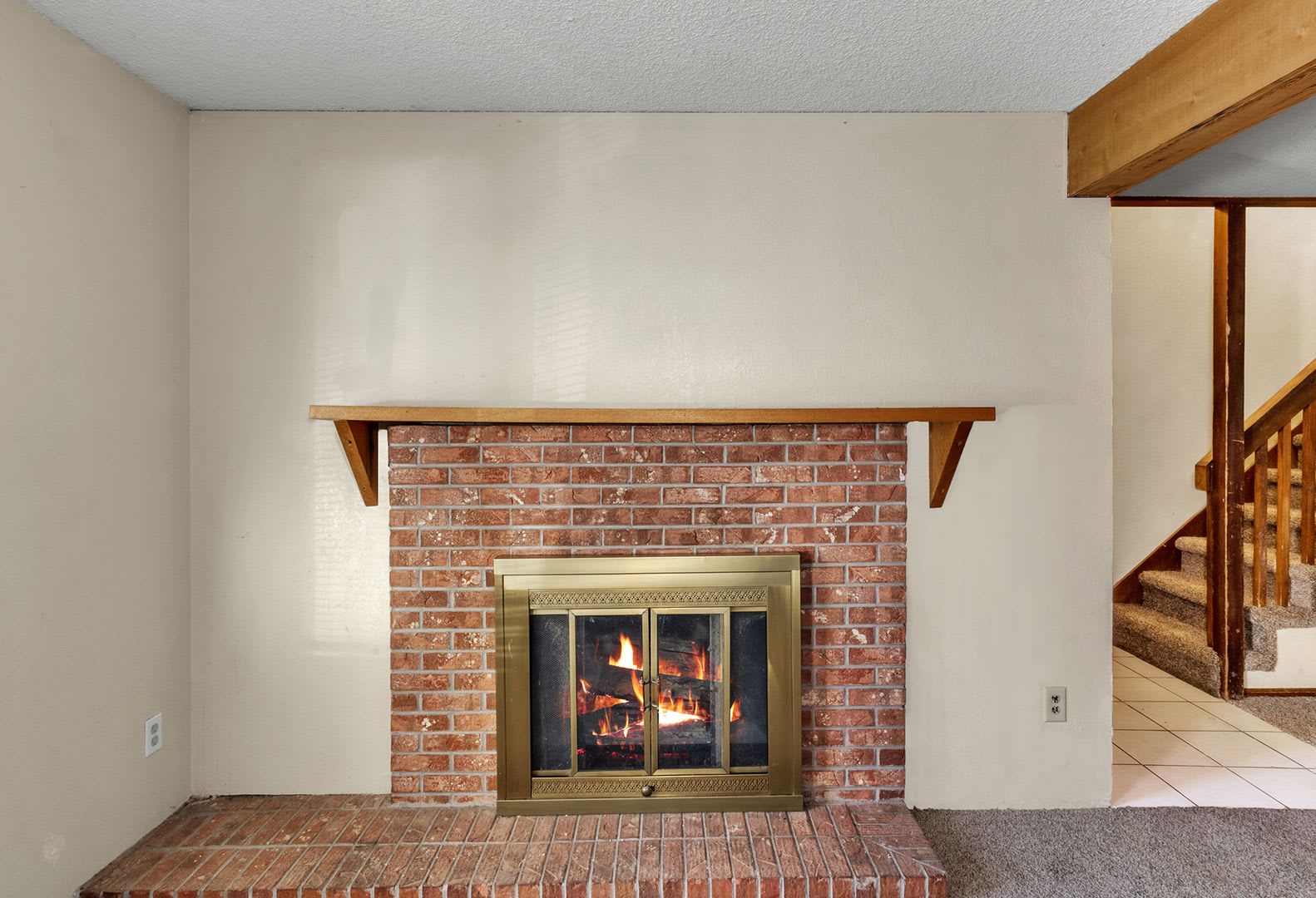 Wonderful 3 Bedroom Townhouse In Cedar Terrace – photo 1