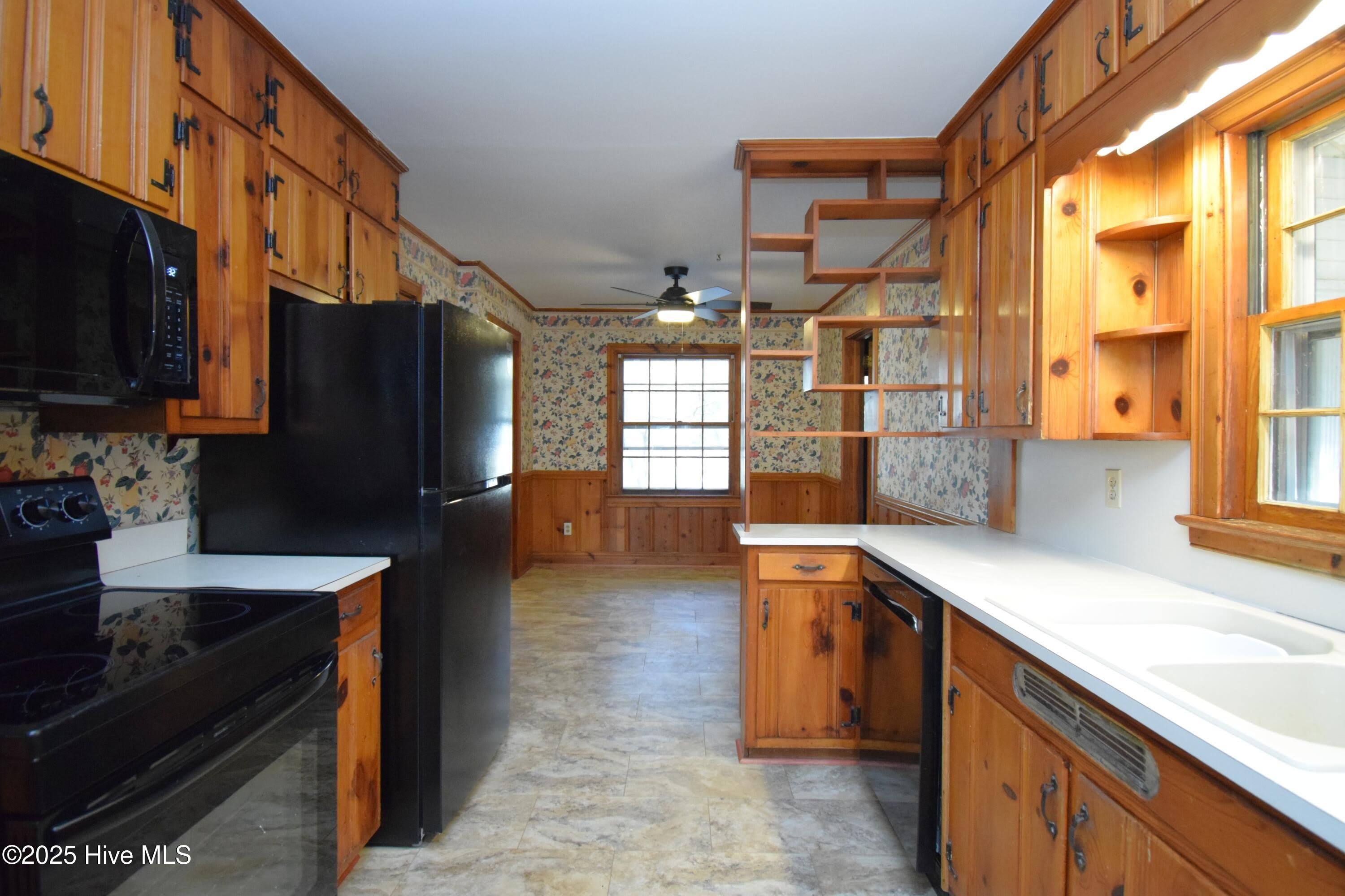 482 Snow Hill Street – photo 2