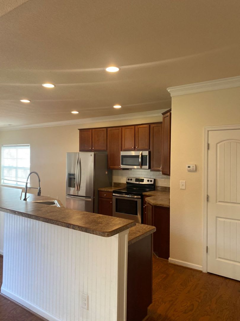 Spacious 3-Bedroom Home in the Heart of Virginia Beach – photo 3