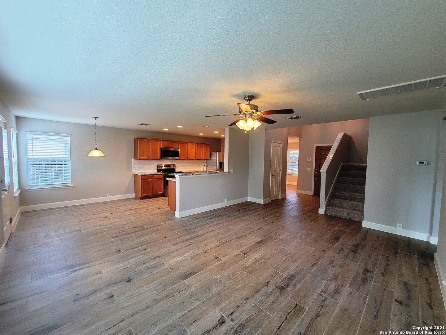 661 Silo St – photo 5