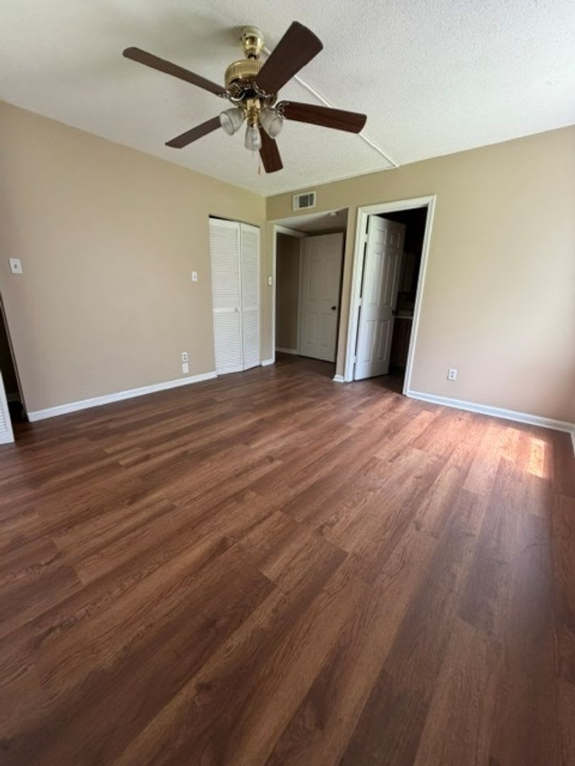 Inviting Two-Bedroom Home Near Savannah’s Islands – photo 5