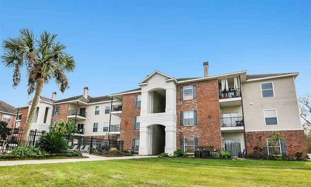12430 River Highlands Drive – photo 1