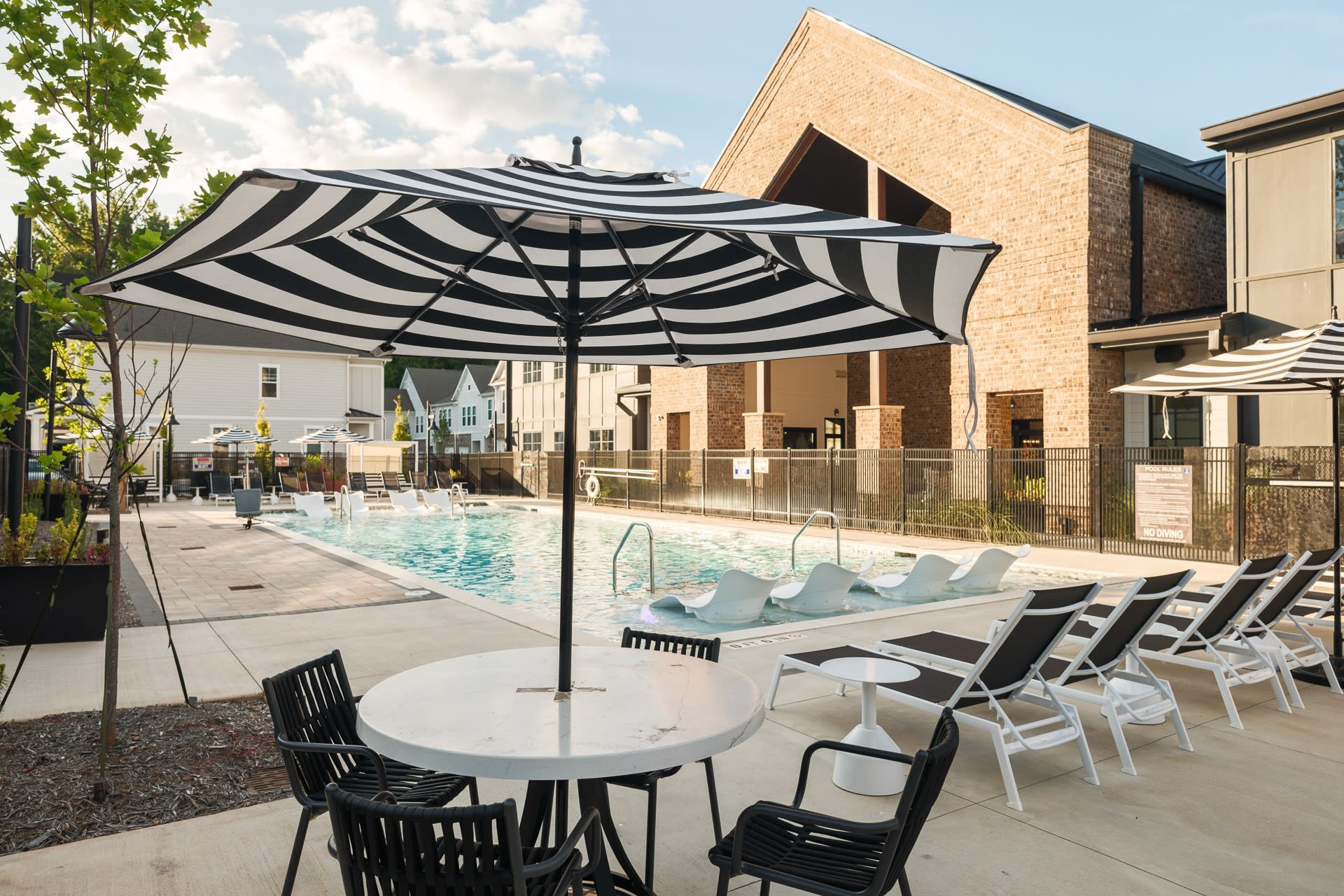 Tessa Matthews Apartments and Townhomes – photo 2