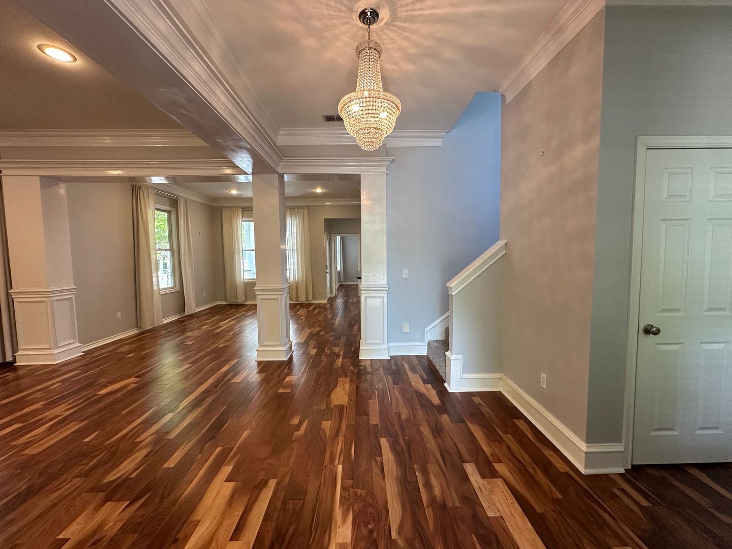 3934 Hanover Pl – photo 2