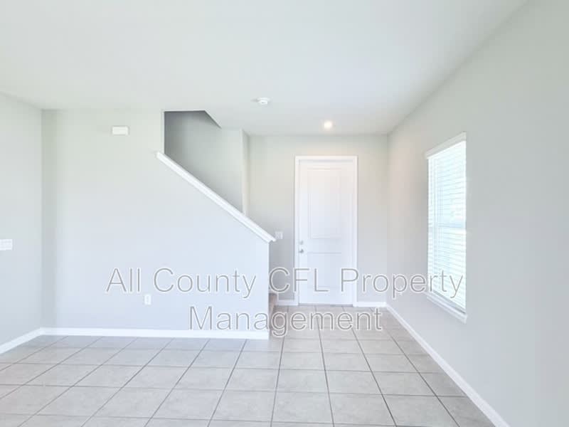 63 Berlin Ave – photo 4